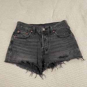 Levi’s 501 black jean shorts
